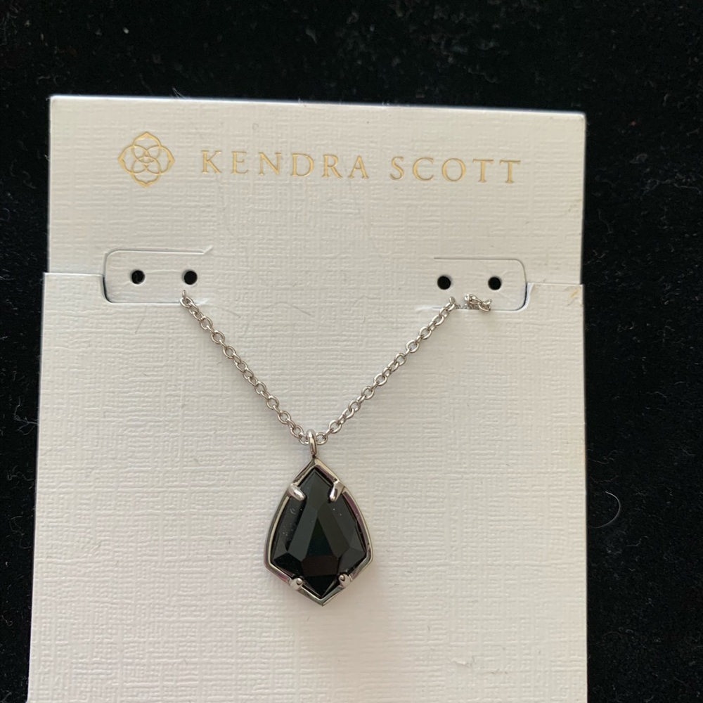 Kendra Scott Black and Silver Faceted Pendant Necklace
